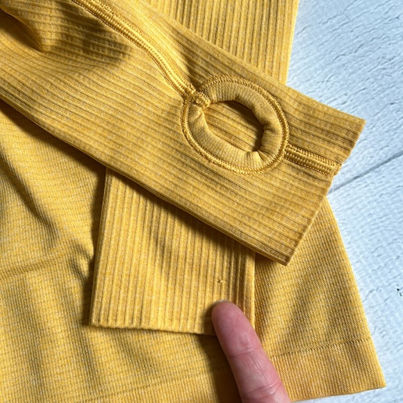 Lululemon Swiftly Tech Long‎ Sleeve Sz 6 in Honeycomb - Picture 5 of 9